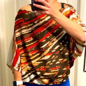 Gorgeous bat wing Ramona Larue top wear it across the neck or 1 shoulder - small